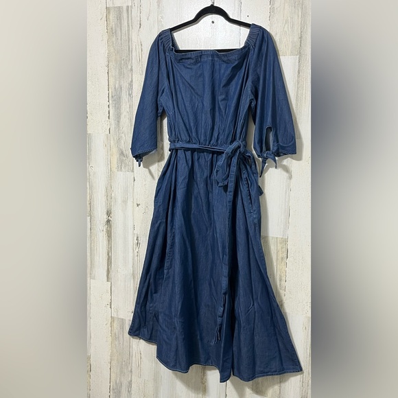 Eloquii Blue off Shoulder Lightweight Denim Dress Tie Front and 3/4 Sleeves - Picture 4 of 12